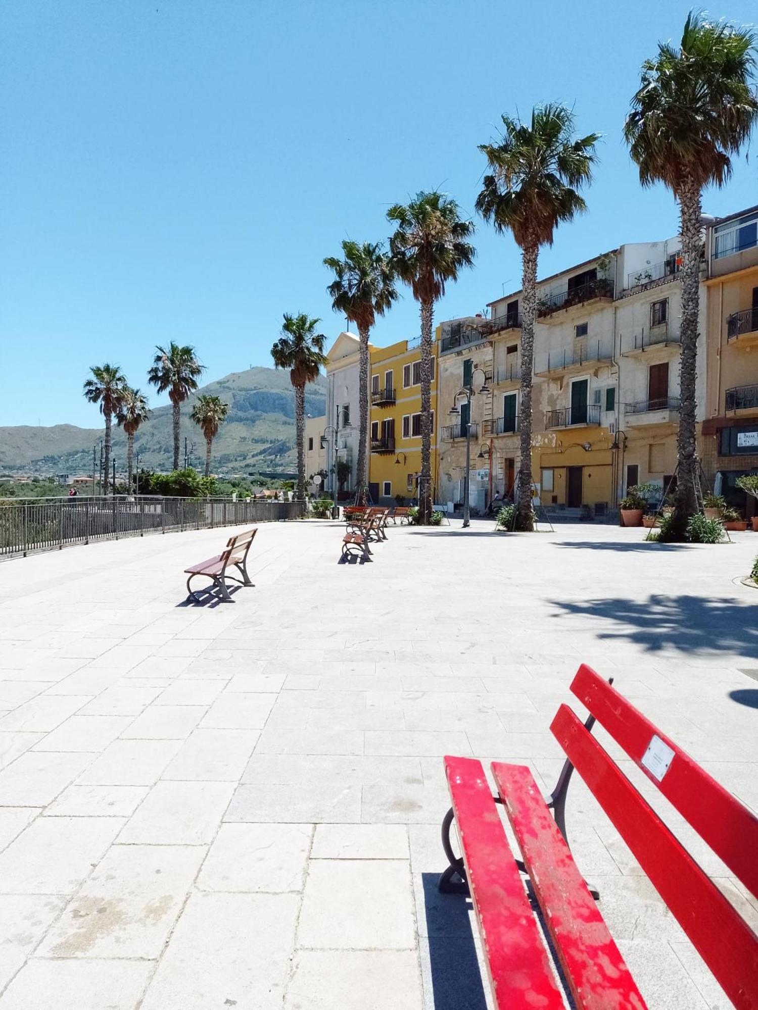 Granatelli Holiday Home Altavilla Milicia Exterior foto