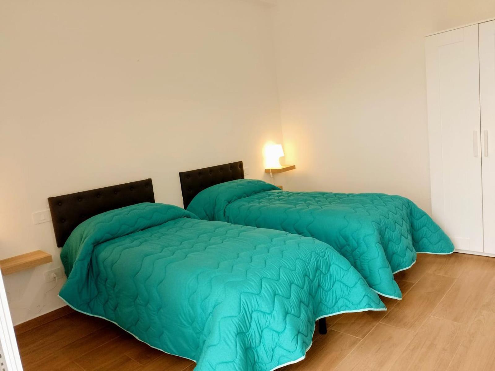 Granatelli Holiday Home Altavilla Milicia Exterior foto